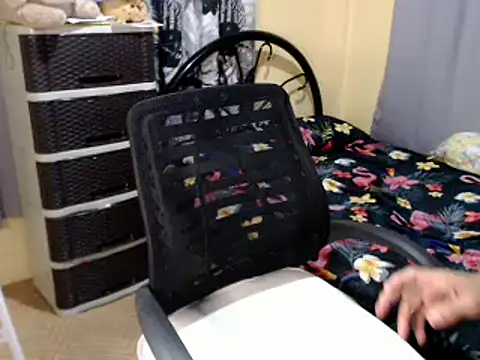 Snapshot of lovelyxmorena chatting on 11/26/25, 08:59 lovelyxmorena online show from 11/26/25, 08:59