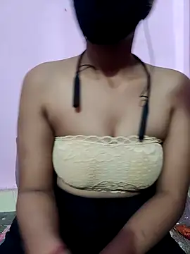 Snapshot of Babayuki chatting on 11/24/25, 11:43 Babayuki online show from 11/24/25, 11:43