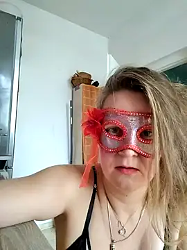 MissShlem online show from 11/24/25, 12:49