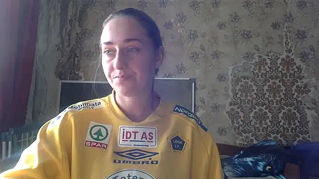 Vassila69 online show from 12/15/25, 10:19