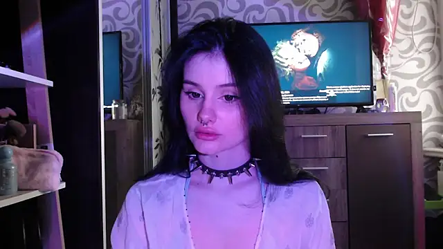 Snapshot of Moon_raven chatting on 04/07/26, 03:01 Moon raven online show from 04/07/26, 03:01