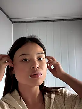 Toffee-00 online show from 11/23/25, 06:24