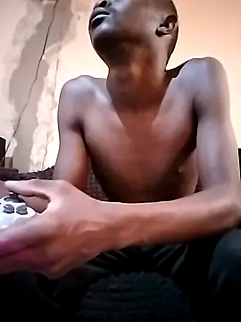 Snapshot of _kaycums_10 chatting on 02/15/26, 08:13 kaycums 10 online show from 02/15/26, 08:13