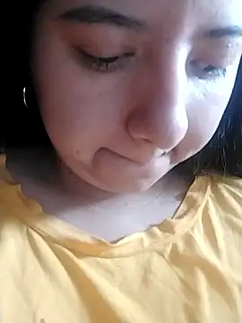 Snapshot of Chaparrita13 chatting on 01/14/26, 06:02 Chaparrita13 online show from 01/14/26, 06:02