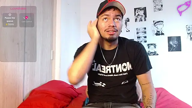 Snapshot of Henry_villa23 chatting on 03/08/26, 02:32 Henry villa23 online show from 03/08/26, 02:32