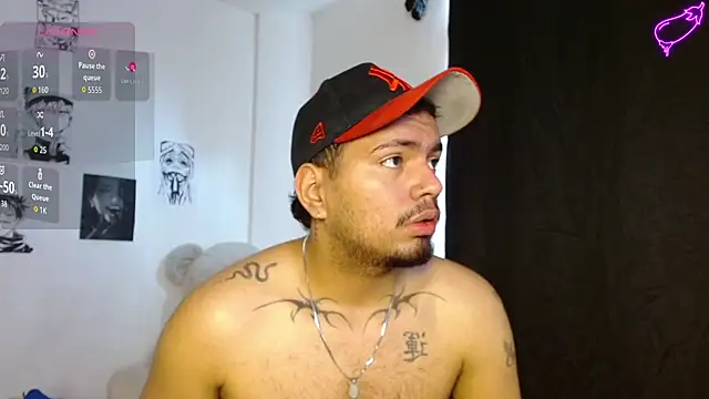 Snapshot of Henry_villa23 chatting on 03/10/26, 02:44 Henry villa23 online show from 03/10/26, 02:44