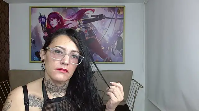 Snapshot of Roxanne_vale chatting on 11/24/25, 08:08 Roxanne vale online show from 11/24/25, 08:08