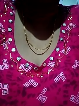 Pariraja hot online show from 11/29/25, 04:43