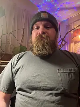 Snapshot of cubflower chatting on 12/23/25, 04:43 cubflower online show from 12/23/25, 04:43