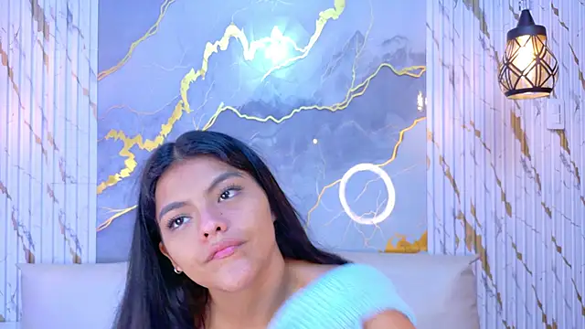 Snapshot of NIKIBUNNY chatting on 12/04/25, 01:20 NIKIBUNNY online show from 12/04/25, 01:20