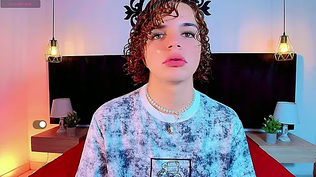 Skyee angel online show from 05/01/26, 01:59