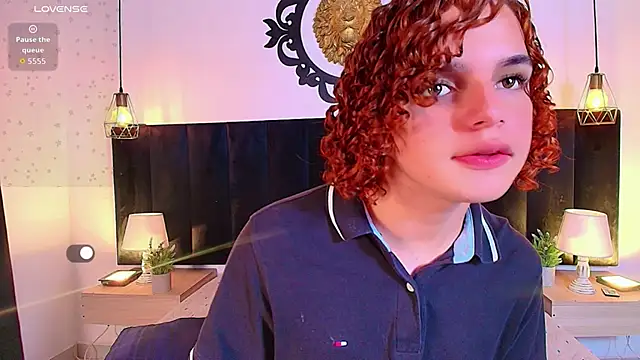 Skyee angel online show from 06/17/26, 09:38