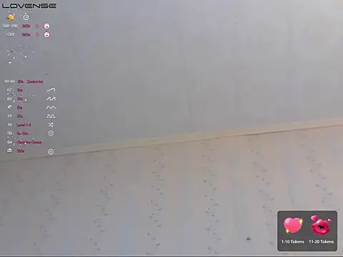 Snapshot of LustfulSarah chatting on 01/22/25, 11:23 LustfulSarah online show from 01/22/25, 11:23