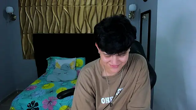 Snapshot of _ian_sweet chatting on 11/23/25, 07:35 ian sweet online show from 11/23/25, 07:35