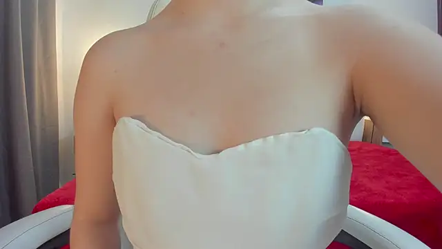 mask red girl online show from 05/12/26, 01:52