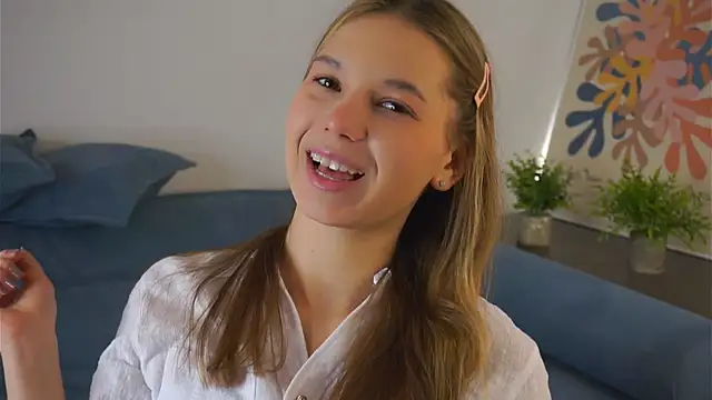 AmparoCilek online show from 02/13/26, 06:26