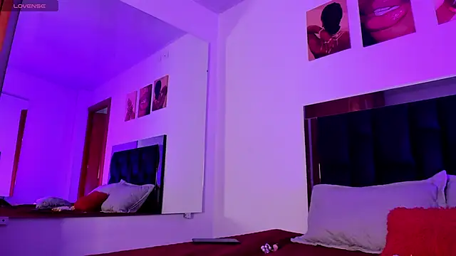 ValeryTs1 online show from 04/30/26, 08:57