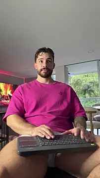Valenthino Salvatore online show from 05/20/26, 10:49