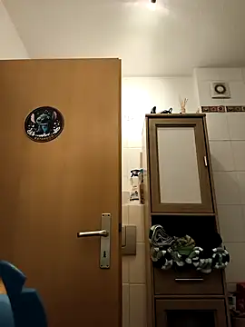 Snapshot of Phoenix2310 chatting on 03/09/26, 10:25 Phoenix2310 online show from 03/09/26, 10:25