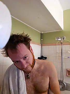 Snapshot of PinellasPlay chatting on 12/16/25, 11:21 PinellasPlay online show from 12/16/25, 11:21