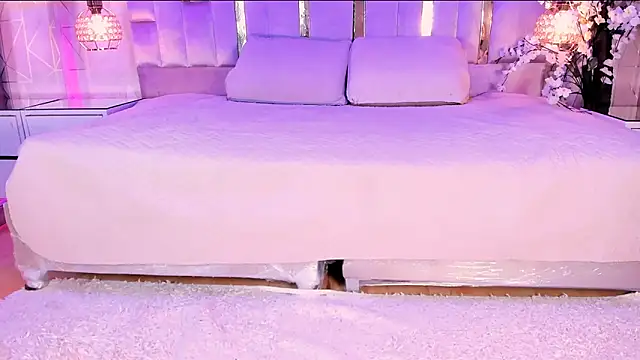 Naomistart online show from 02/25/26, 04:55