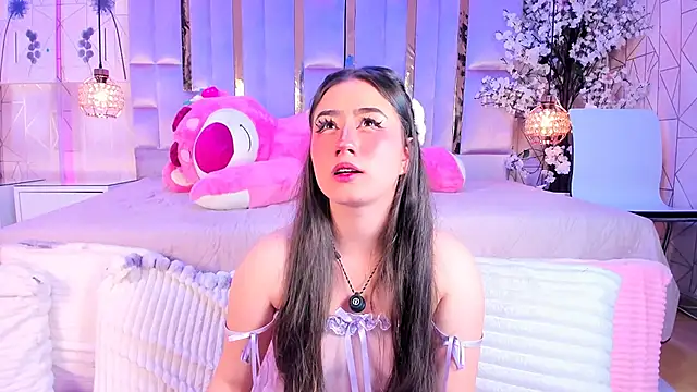 Naomistart online show from 06/12/26, 05:50