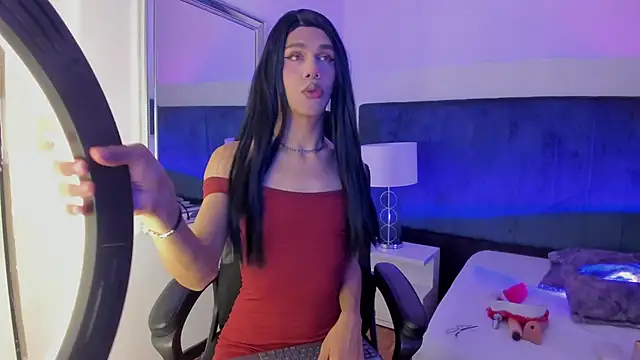 Snapshot of CleoColliva_ chatting on 11/28/25, 04:04 CleoColliva online show from 11/28/25, 04:04