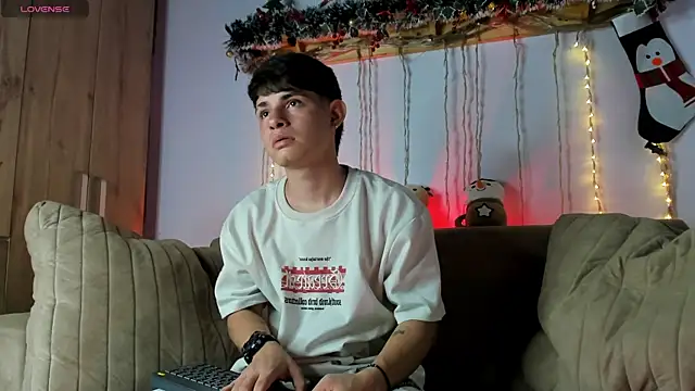 steveen universe28 online show from 12/16/25, 01:10