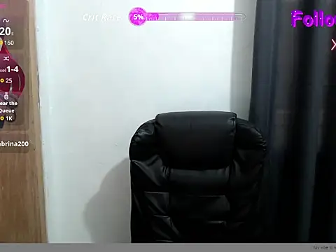 Snapshot of itsme_Sabrina chatting on 04/25/26, 04:04 itsme Sabrina online show from 04/25/26, 04:04