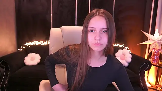 TinyNatalie online show from 04/25/26, 06:16