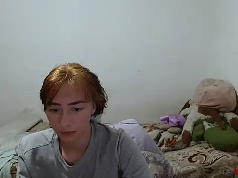 candystream online show from 12/19/25, 05:03