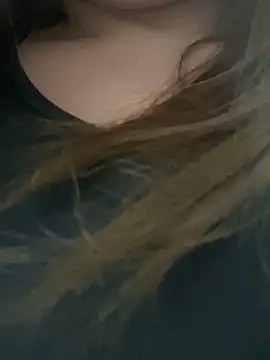 Snapshot of Xiaomili8 chatting on 01/06/26, 05:22 Xiaomili8 online show from 01/06/26, 05:22