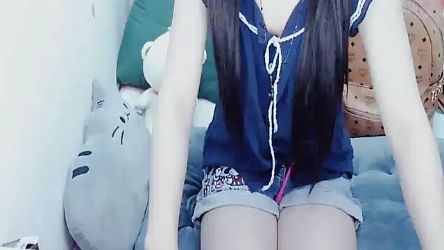 Snapshot of Alice-Hot88 chatting on 11/28/25, 07:44 Alice-Hot88 online show from 11/28/25, 07:44