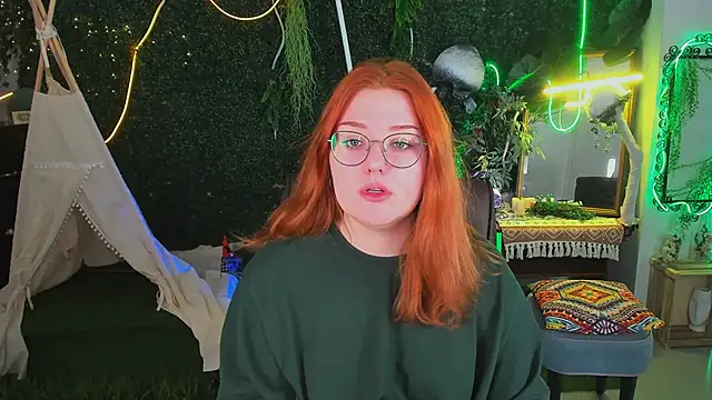 Snapshot of StaceyJensen chatting on 12/03/25, 05:37 StaceyJensen online show from 12/03/25, 05:37