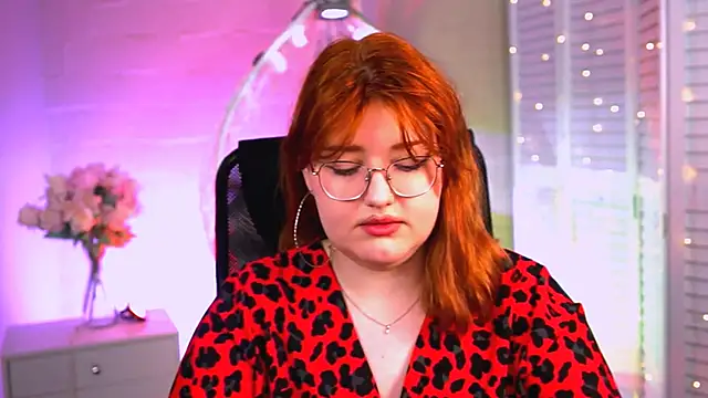 StaceyJensen online show from 05/07/26, 04:34