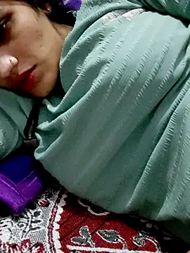 Hot hania online show from 11/27/25, 04:42