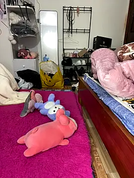 Hong8999 online show from 12/15/25, 04:06