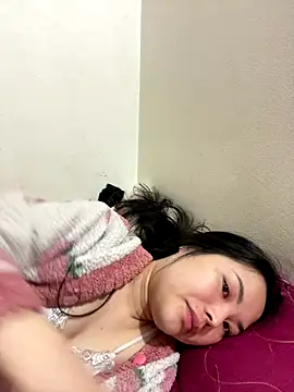 Hong8999 online show from 12/19/25, 04:47