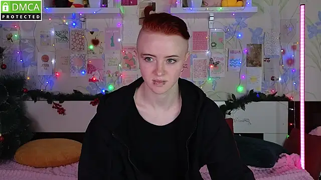 Snapshot of sSugarRush chatting on 12/15/25, 04:22 sSugarRush online show from 12/15/25, 04:22