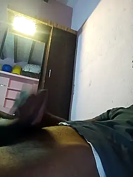 Snapshot of Karnataka-boy chatting on 12/21/25, 11:06 Karnataka-boy online show from 12/21/25, 11:06