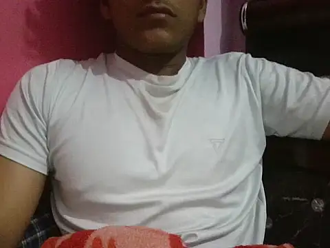 Snapshot of maskedman699 chatting on 11/23/25, 07:13 maskedman699 online show from 11/23/25, 07:13