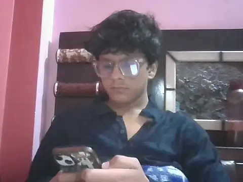 Snapshot of maskedman699 chatting on 11/27/25, 05:53 maskedman699 online show from 11/27/25, 05:53