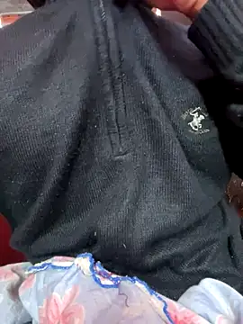 Snapshot of maskedman699 chatting on 11/30/25, 07:01 maskedman699 online show from 11/30/25, 07:01