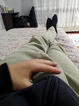 Snapshot of BarrenProtege chatting on 12/02/25, 04:02 BarrenProtege online show from 12/02/25, 04:02