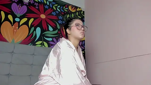 Snapshot of AmberRoses_ chatting on 11/26/25, 12:50 AmberRoses online show from 11/26/25, 12:50