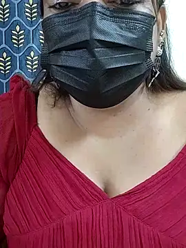 Snapshot of Kanikha99 chatting on 11/26/25, 02:07 Kanikha99 online show from 11/26/25, 02:07