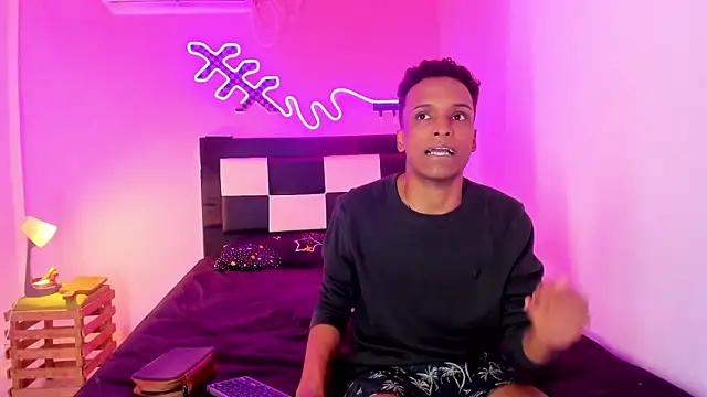 Black Guys Pervert  online show from 11/29/25, 11:35