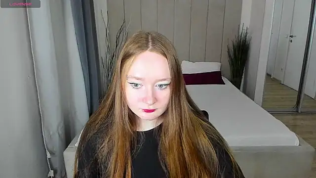 Snapshot of VikiBlossom chatting on 12/05/25, 10:13 VikiBlossom online show from 12/05/25, 10:13