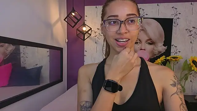 Antonella mc online show from 05/04/26, 12:45