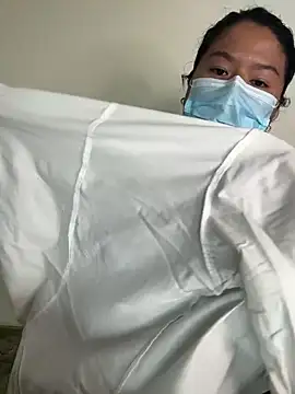 Snapshot of aricub chatting on 02/16/26, 11:12 aricub online show from 02/16/26, 11:12